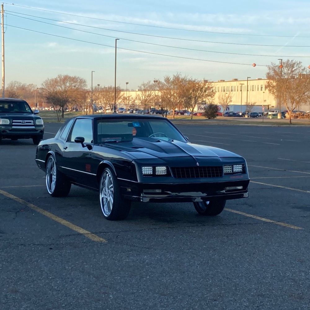 Meet your Posher, Enrique